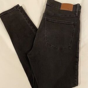Madewell 9" High-Rise Skinny Jeans, Lunar Wash (black), Size 30